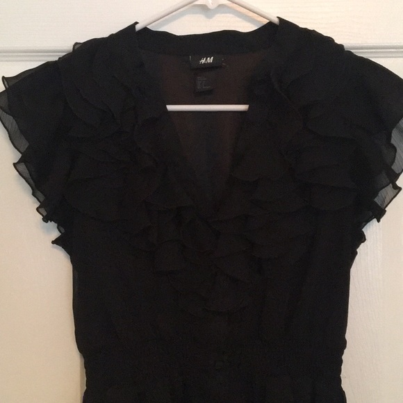 H&M Black Ruffle Top - Picture 2 of 6